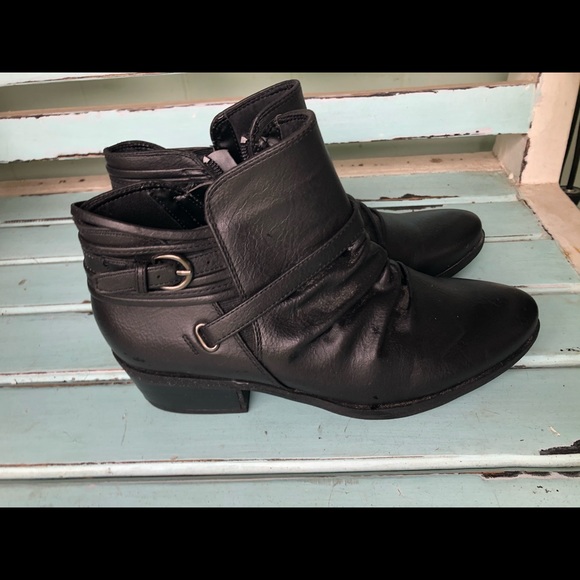 Ankle booties - Picture 2 of 4